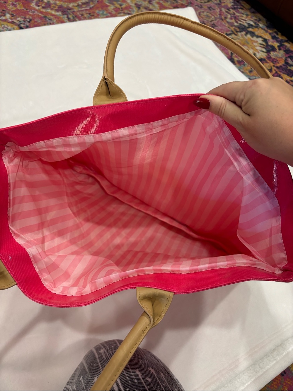 Victoria's Secret Hot Pink Tote with Tan Handles - Picture 5 of 5